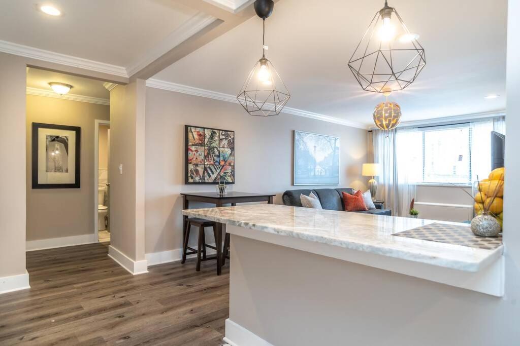 Heart Of Downtown 2Bd 1Free Parking View! Lm1008 Атланта Экстерьер фото