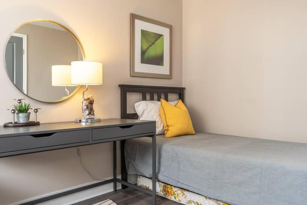 Heart Of Downtown 2Bd 1Free Parking View! Lm1008 Атланта Экстерьер фото